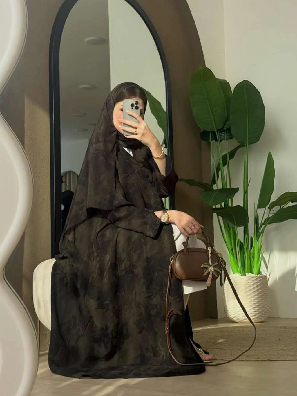 Fashionable Arabic Women's Long-Sleeved Loose-Fitting Printed Elegant Abaya with a Headscarf Included