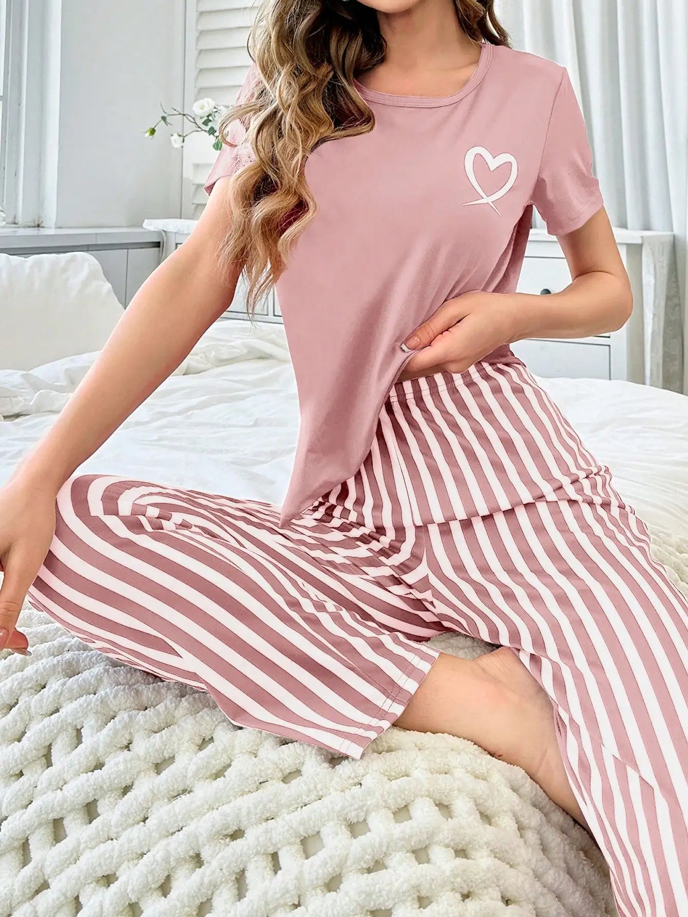Women's pajamas new style love short sleeve striped pants two-piece elegant casual home outfit